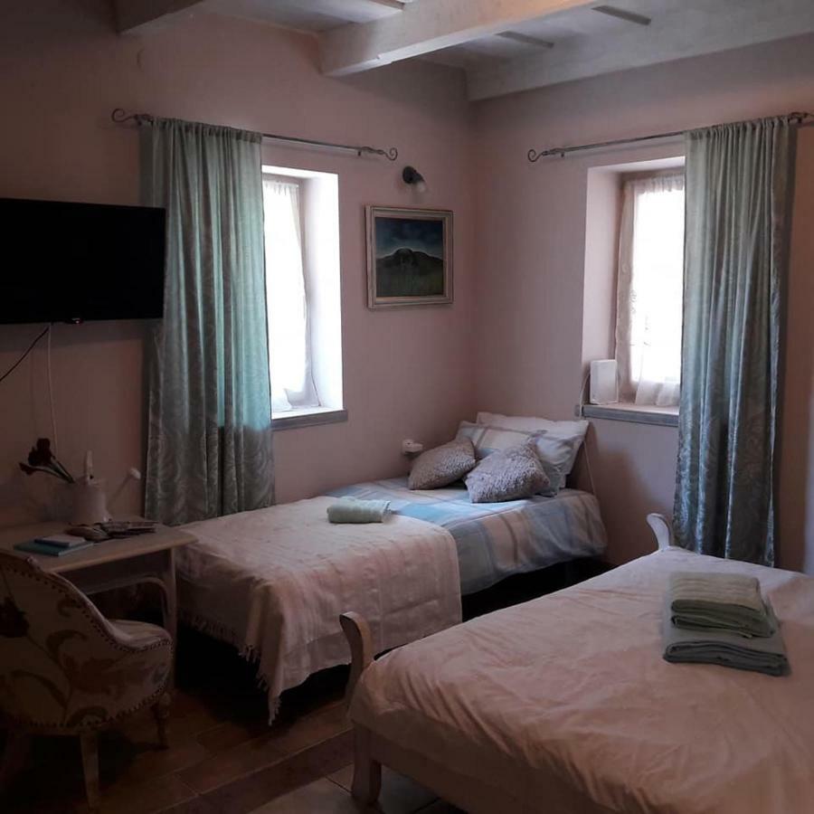 Bástya apartman Eger Esterno foto